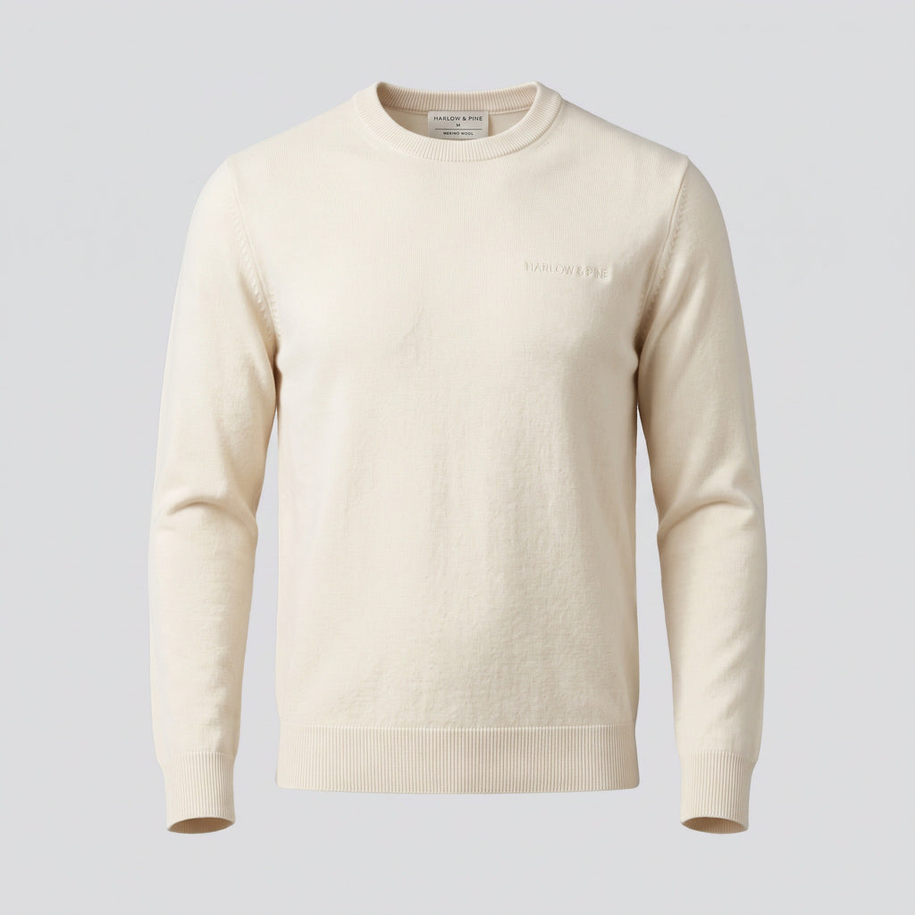 Pull col rond en laine mérinos, écru, vue de face — HARLOW & PINE